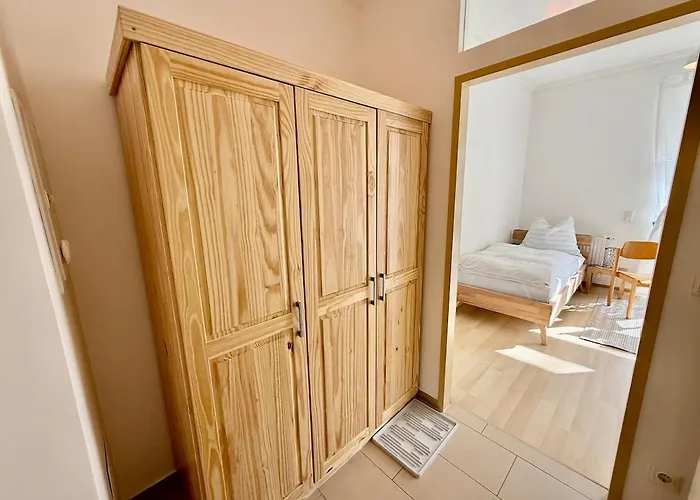 Fiorella Airport With Garden Lägenhet *